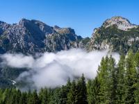 Österreich - Bärenbadalm - Wolkenfeld im Kessel vor Dristenkopf und Rappen Spitze